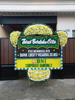 Papan Bunga Duka di Paro